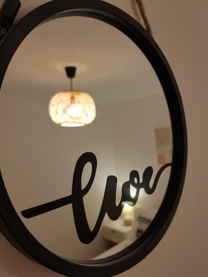 Charming Hideaway In The Heart Of Timisoara! Apartment Luaran gambar